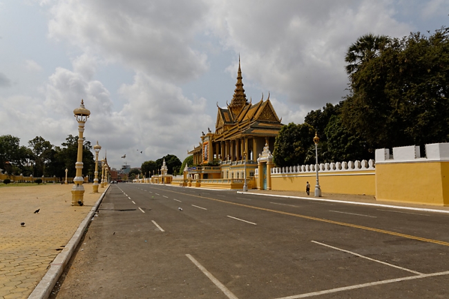 Phnom Penh-Divers-026